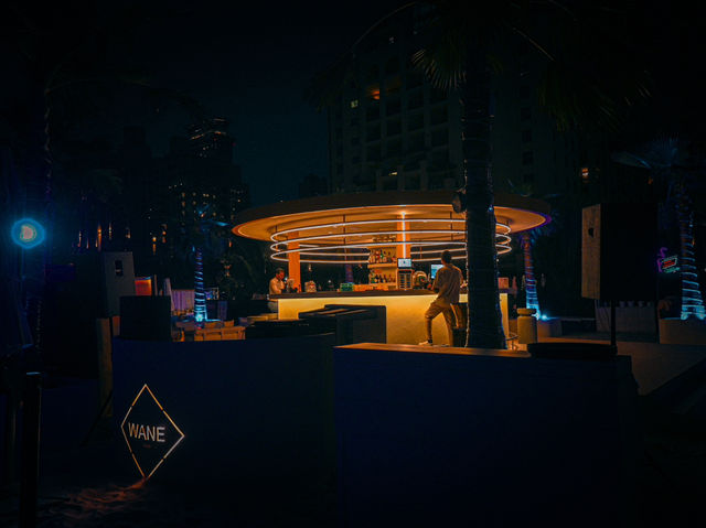 Dining at Wane Palm in Dubai