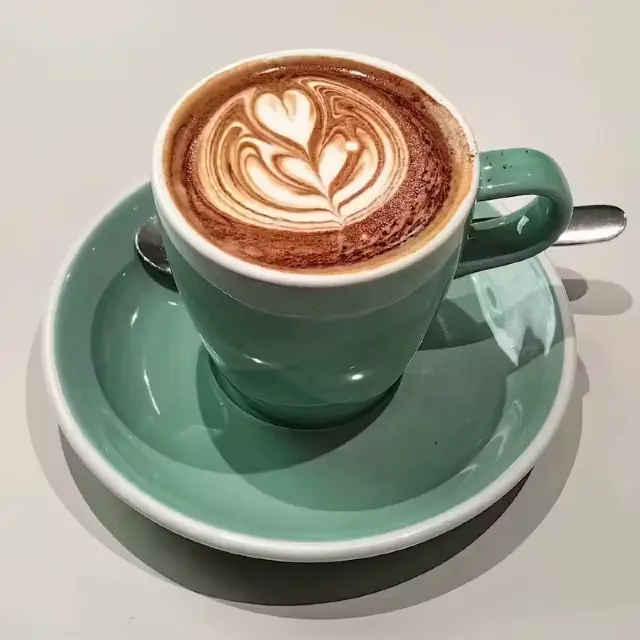 人気のアジア系カフェ