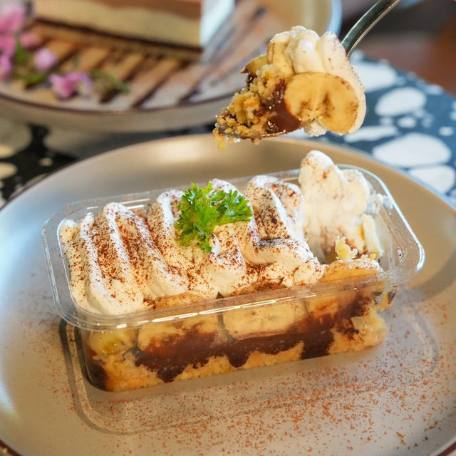 Rongmai mahachai cafe and stay