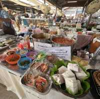 A Cozy & Fun Chiang Mai Daytime Market!