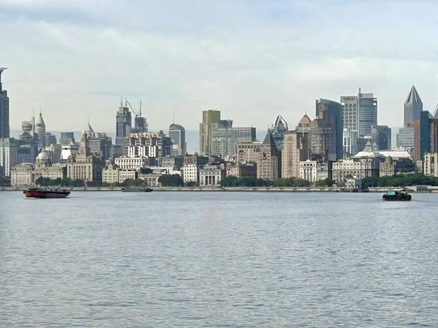Huangpu River แม่น้ำแลนด์มาร์คของเซี่ยงไฮ้