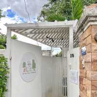  Little Zoo Garden Cafe