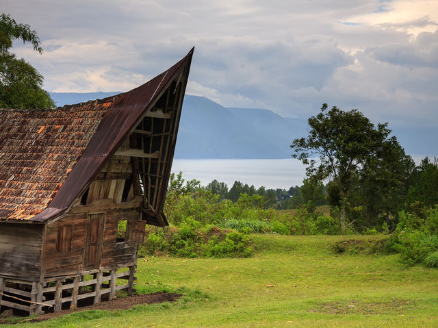 Craziest architecture at stunning lake Toba