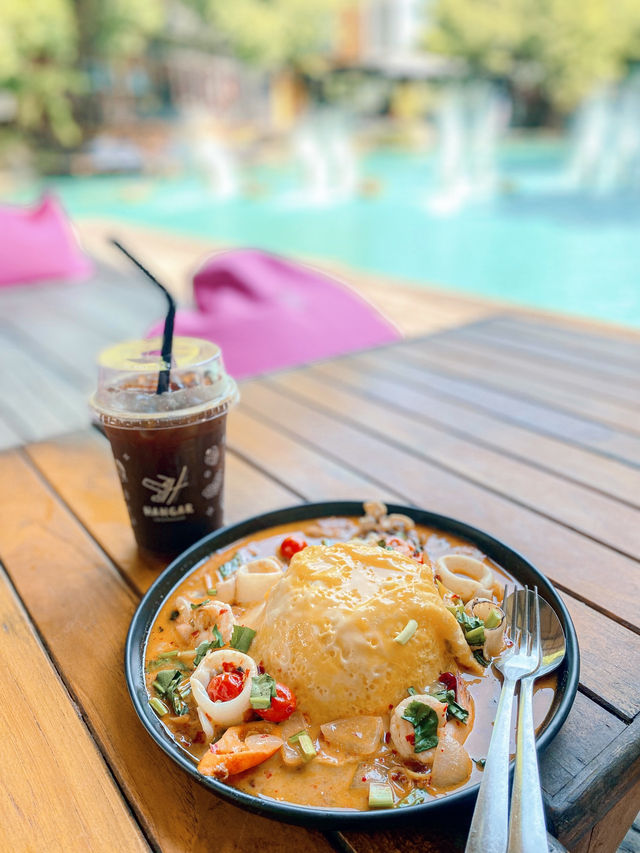 Hangar Cafe’ (แฮงก้าคาเฟ่) 