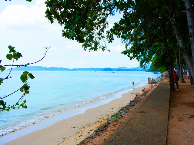   เที่ยวหาดอ่าวนาง จังหวัดกระบี่