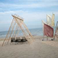 Demi beach concept