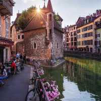 The French villages are so beautiful! 🇫🇷