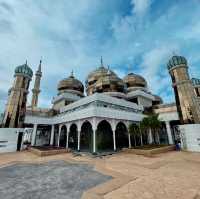 CRYSTAL MOSQUE TERENGGANU | WHERE TERENGGANU'S BEAUTY MEETS ARCHITECTURAL BRILLIANCE 