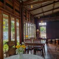 คาเฟ่สไตล์โฮมมี่ บางแสน