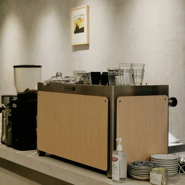  Warmth & Whimsy at Hei Kim Cafe
