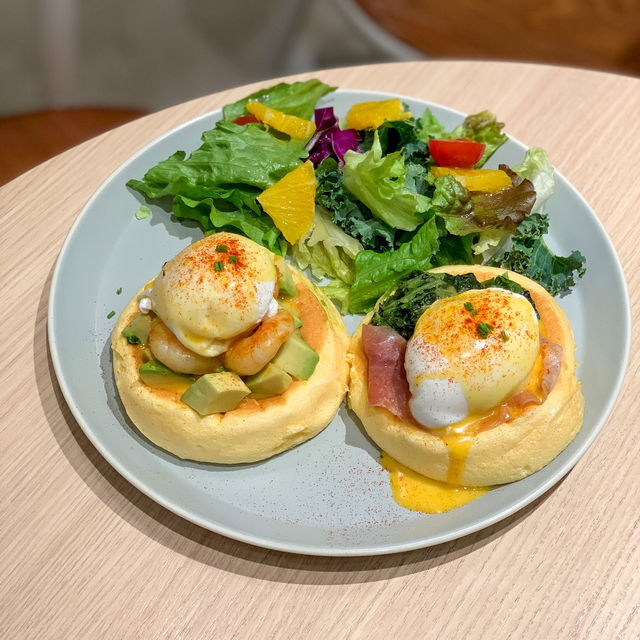 Fluffy Pancakes at Flipper's Shibuya