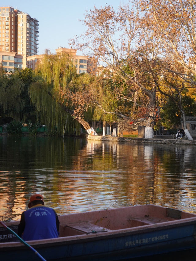 A Perfect Day at Cuihu Park (翠湖) – My Favorite Kunming Itinerary