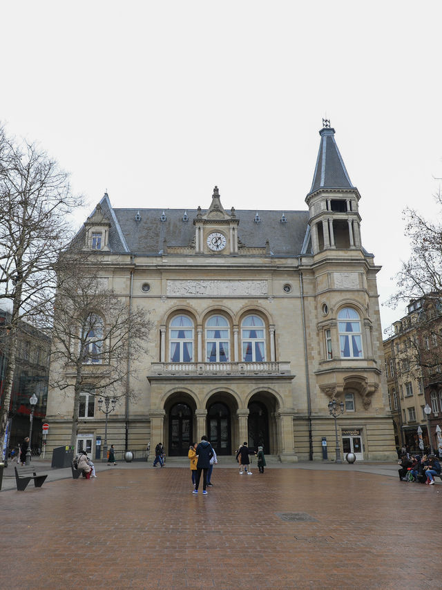 【ルクセンブルク🇱🇺】旧市街を待ちぶら🚶‍♀️