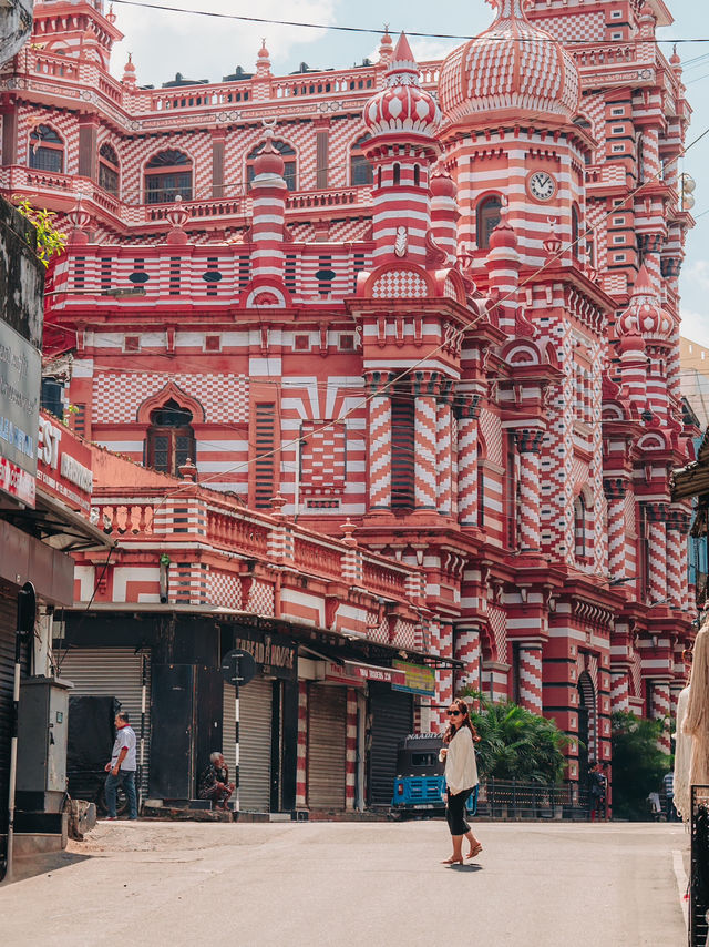 A Day on the Streets of Colombo: Color, Chaos, and Conversations
