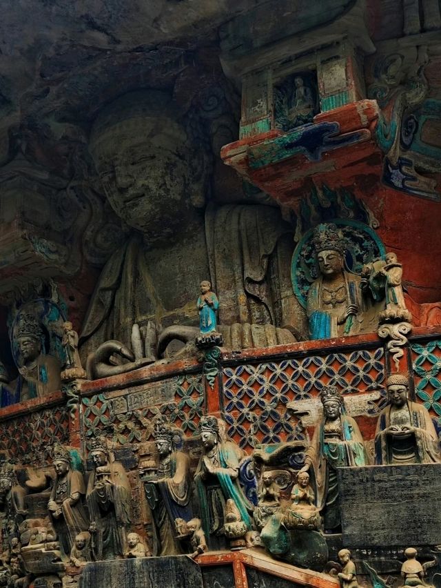 📍Dazu rock carvings