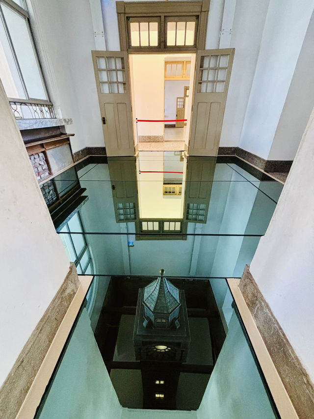 🏛️台南 司法博物館，藍天白雲下的歷史建築！✨