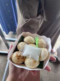 Khlong Hae Floating Market: A Flavorful Early Noon by the Water