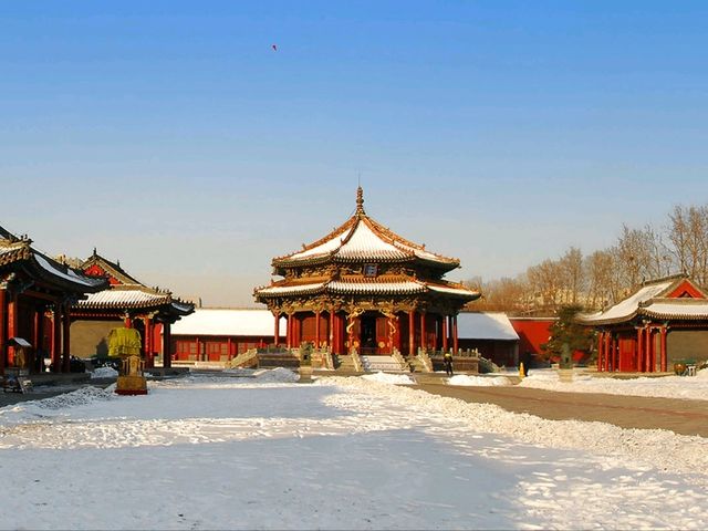 Chongqing: The Mountain City of Heat and Flavor