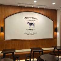 ร้านนมสด มิเตอร์ คาวส์