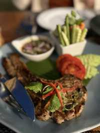 อิ่มอร่อยในบรรยากาศสุดโรแมนติกที่ร้านระเบียงชา