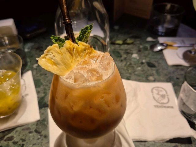 상하이 감성 충전✨ 난징동루 Tender Bar