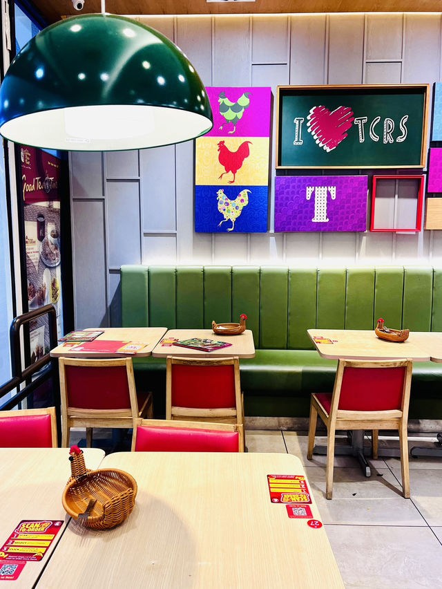 “Delicious Hainanese Chicken Rice“