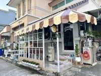 Lazy Routine ร้านขนมปังอร่อย จ.สมุทรปราการ