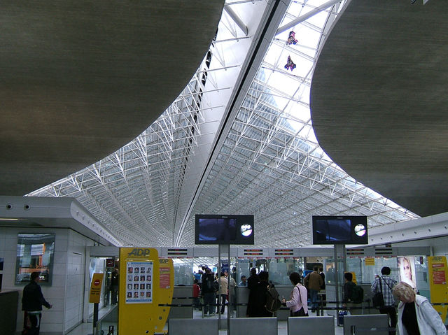 パリの玄関口✈️シャルル・ド・ゴール空港を攻略！