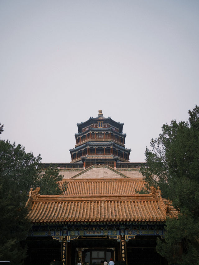 探索頤和園的佛香閣：靈性與美的結合🙏🏻✨⛰️