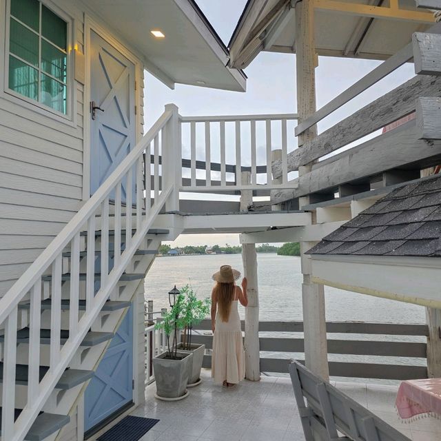 ที่พักสวยอัมพวา ริมแม่น้ำแม่กลอง