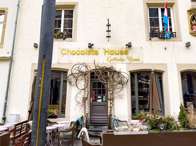 【絶景カフェでチョコの誘惑】Chocolate House Nathalie Bonn 🍫🏰
