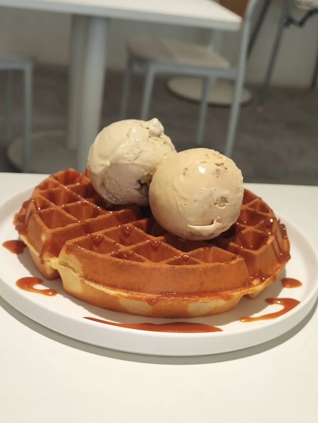 Sweet Indulgence at Yous Creamery, Kota Kinabalu