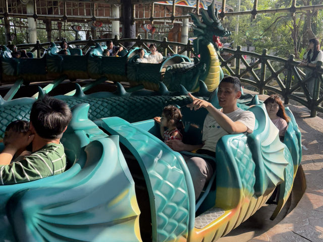 新竹關西 六福村主題遊樂園🎡從小玩到大還是很好玩～小小孩也能玩的設施一起來看！