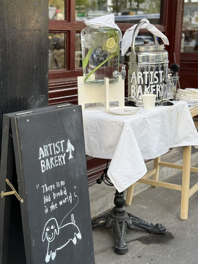 Spring Lunch on the Terrace at Artist Bakery in Seoul