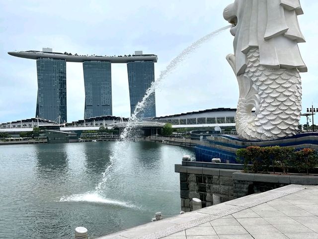 "Ocean Escapes: The Luxe Voyage with Resorts World Cruises"