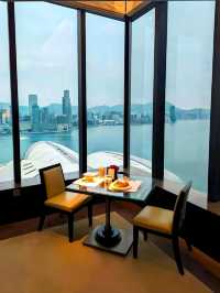 Wake Up to Victoria Harbour: A Comfortable and Convenient Stay at Grand Hyatt Hong Kong. 