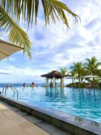 It's Perfect Blend of Luxury, Relaxation and Adventure. All Set Against Stunning Tropical Backdrop.