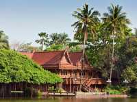 🏛️🍜 NAKHON PATHOM WEEKEND GUIDE: Ancient Wonders & Hidden Eats Just 1 Hour from Bangkok!