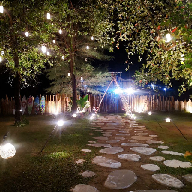 iSea Glamping Seafood cafe bar and resort