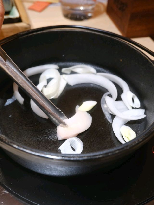 靚靚和牛配海膽湯底涮涮鍋