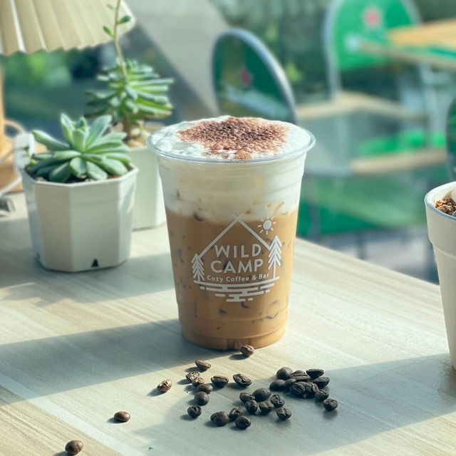 Coffee&Bar is a cozy caf