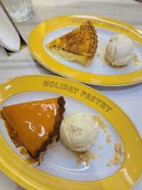 Holiday Pastry The Dinning Room 
