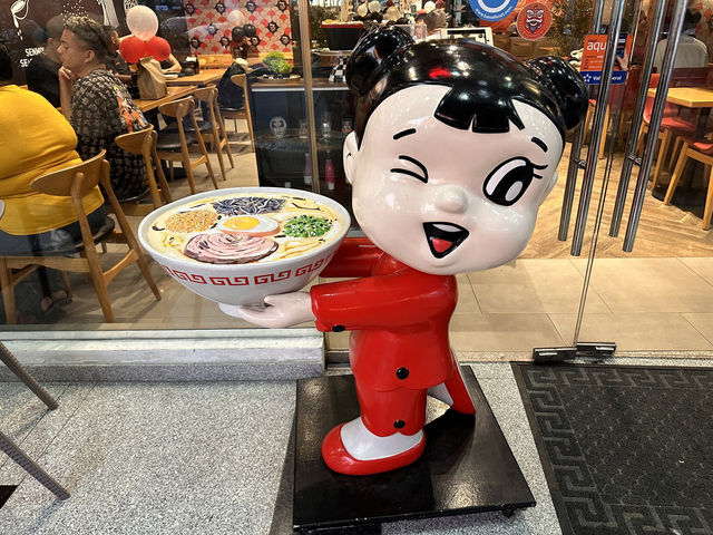【Ajisen Ramen Citymall】中南米で出会えた、日本の“濃厚とんこつ”の味。