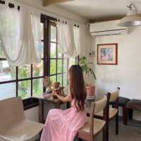 คาเฟ่เล็กๆที่สุพรรณบุรี 🪟🍃