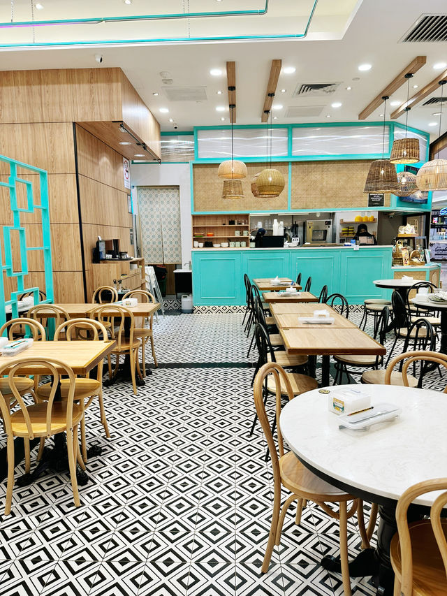 Kakatoo Flavors: A Fusion Feast at IOI City Mall