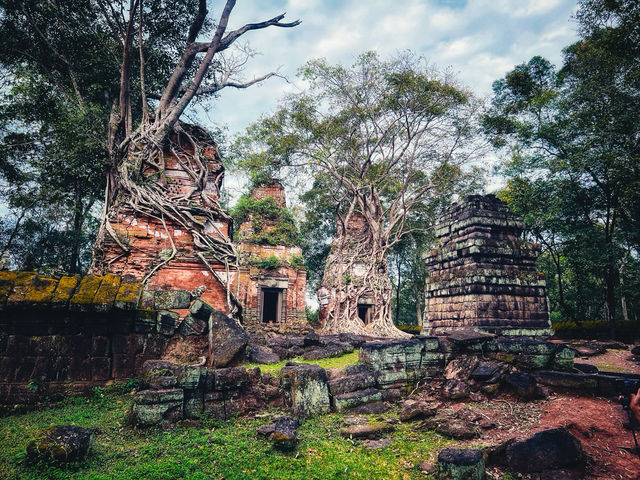 Prasat Pram