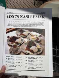 “Ling’s Kopitiam: A Local Flavor Haven”