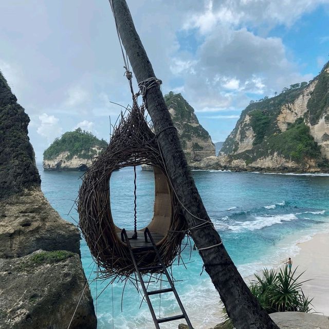 Diamond Beach, Nusa Penida – A Cliffside Paradise