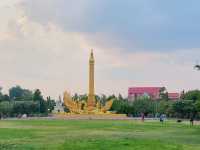 ทุ่งศรีเมือง - สวนสาธารณะ/ลานกิจกรรมใจกลางเมือง