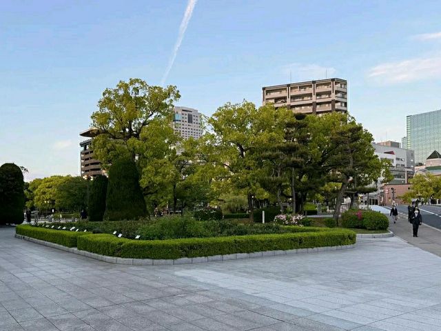Title: Hiroshima: From Tragedy to Triumph – A City of Peace and Resilience